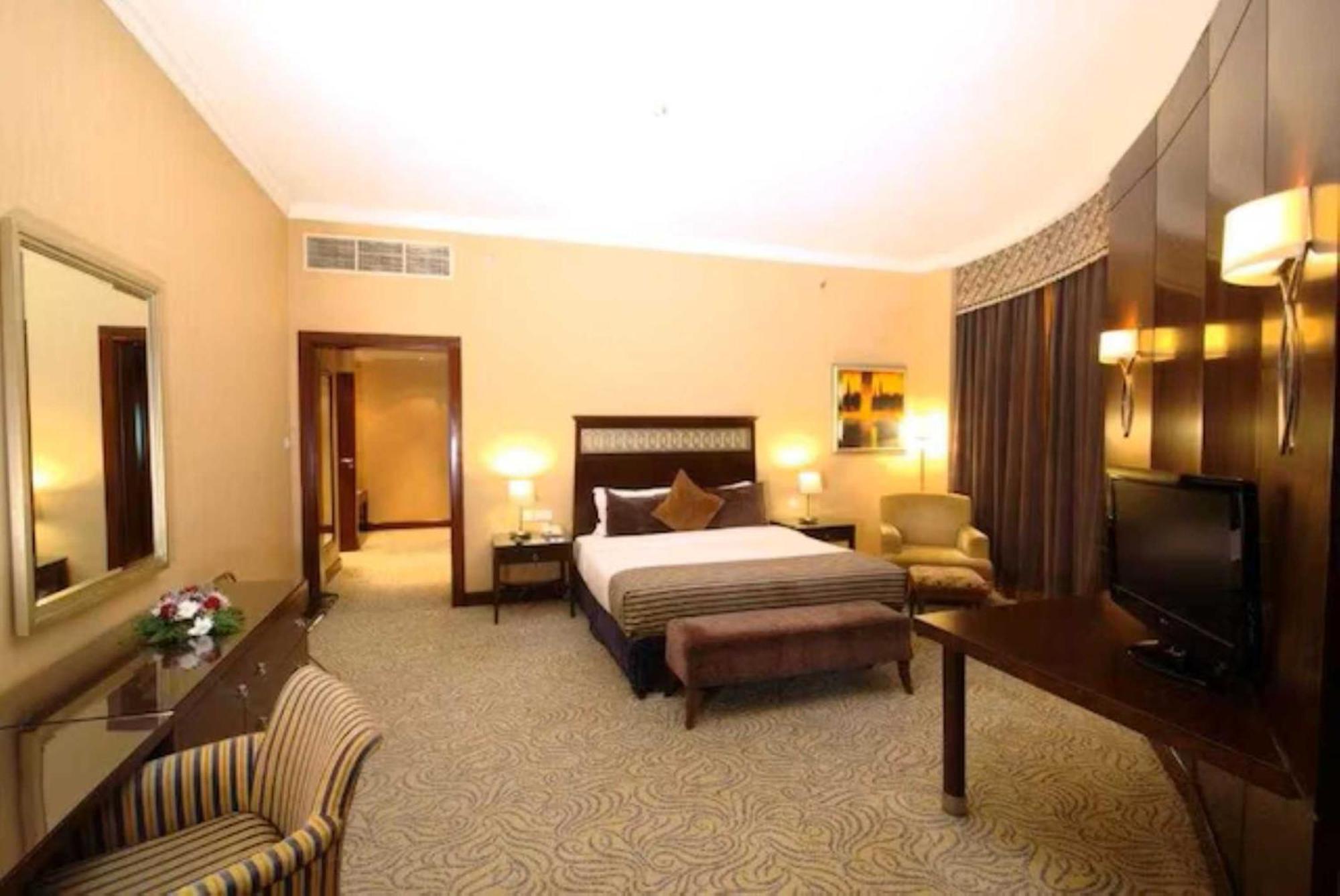 Concorde Hotel Near Exhibition Center By Palette Resorts Fujairah Bagian luar foto